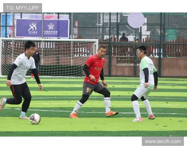 广州足球队荣登全国足球技术排行榜第三名引发热议